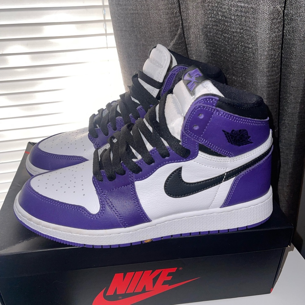 Nike Air Jordan 1 Retro High OG  BG Youth shoes Court Purple/Black 575441-500
